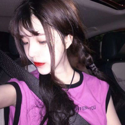 男子落入长江 多人接力救上岸